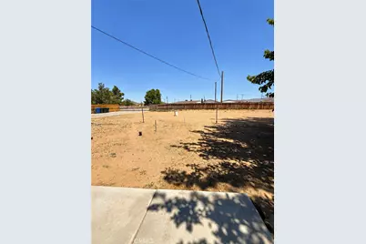 14829 Navajo Road, Apple Valley, CA 92307 - Photo 18