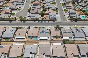 13230 Dos Palmas, Victorville, CA 92392 - Photo 38