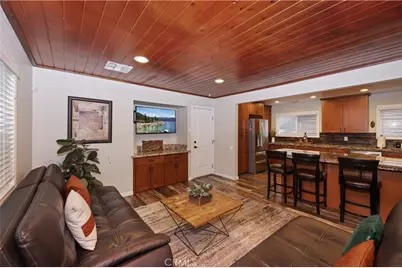 2001 Shady, Big Bear City, CA 92314 - Photo 10