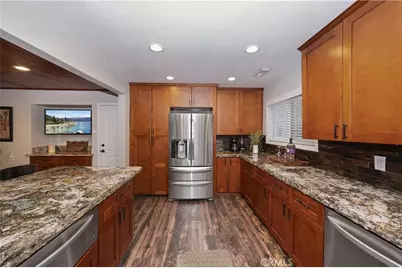 2001 Shady, Big Bear City, CA 92314 - Photo 16