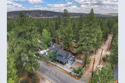 2001 Shady, Big Bear City, CA 92314 - Photo 40