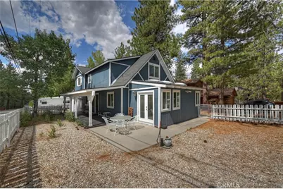 2001 Shady, Big Bear City, CA 92314 - Photo 2