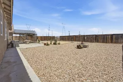12605 Biscayne Avenue, Victorville, CA 92392 - Photo 32