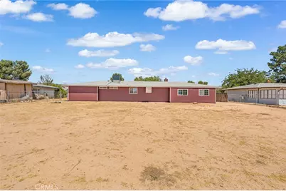 16050 Pawnee Road, Apple Valley, CA 92307 - Photo 32