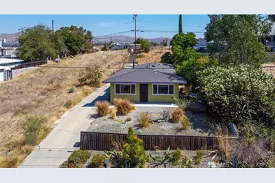 1005 W Sumner, Lake Elsinore, CA 92530 - Photo 22
