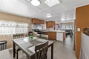 17455 Marygold Ave, Bloomington, CA 92316 - Photo 4