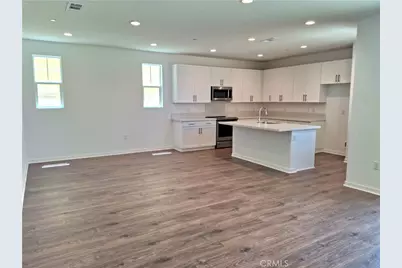31338 Siskiyou Pass Court, Winchester, CA 92596 - Photo 4