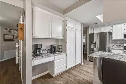 12631 Sunbird, Victorville, CA 92392 - Photo 14