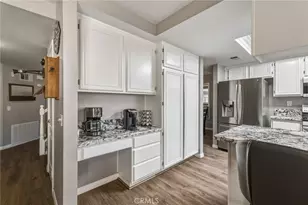12631 Sunbird, Victorville, CA 92392 - Photo 14