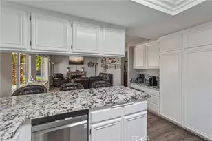 12631 Sunbird, Victorville, CA 92392 - Photo 8