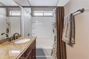 12631 Sunbird, Victorville, CA 92392 - Photo 24