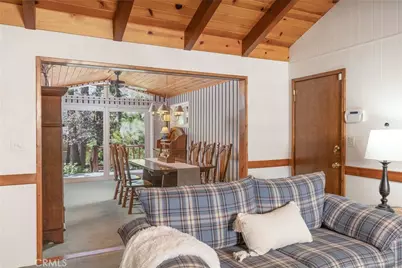 39158 Chincapin, Big Bear Lake, CA 92315 - Photo 8