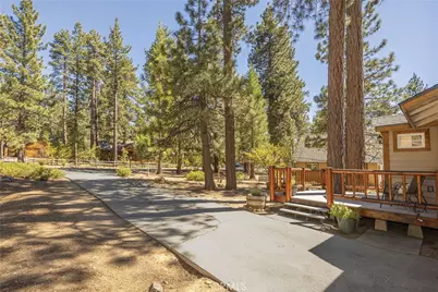 39158 Chincapin, Big Bear Lake, CA 92315 - Photo 20