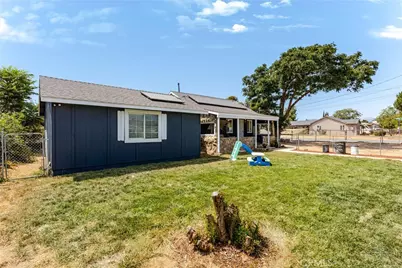889 Pennsylvania, Beaumont, CA 92223 - Photo 2