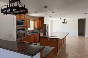 11761 Jamacha, Apple Valley, CA 92308 - Photo 8