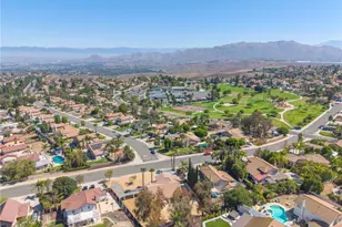 1074 Basilone Dr, Riverside, CA 92506 - Photo 42