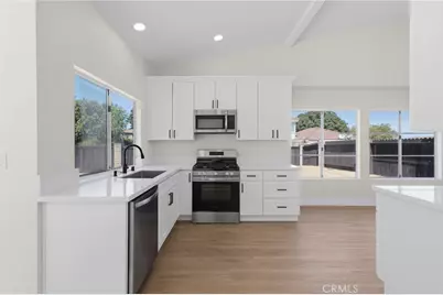 1074 Basilone Drive, Riverside, CA 92506 - Photo 10