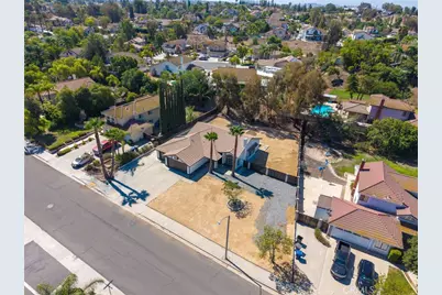 1074 Basilone Drive, Riverside, CA 92506 - Photo 4
