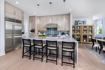 216 Briar Moon, Irvine, CA 92618 - Photo 2