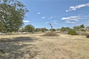 16605 Valeport Ave, Lancaster, CA 93535 - Photo 12