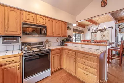 43091 Bear Creek Court, Big Bear Lake, CA 92315 - Photo 12