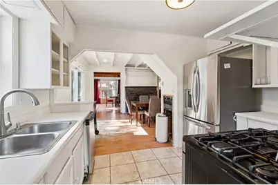 787 Sierra Vista, Twin Peaks, CA 92391 - Photo 12