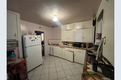 1220 W Marshall, San Bernardino, CA 92405 - Photo 6