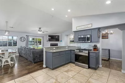 21529 Caribou Road, Apple Valley, CA 92308 - Photo 10