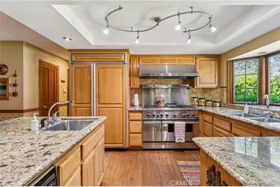 28476 North Shore, Lake Arrowhead, CA 92352 - Photo 18