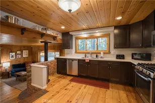 40153 Lakeview Dr, Big Bear Lake, CA 92315 - Photo 16