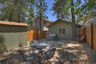 728 Holmes Ln, Sugarloaf, CA 92386 - Photo 18