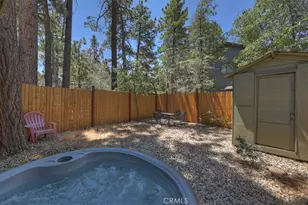 728 Holmes Ln, Sugarloaf, CA 92386 - Photo 20
