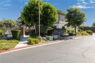 1555 Orange, Redlands, CA 92373 - Photo 30