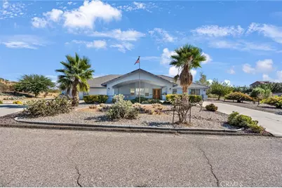 16733 Muni, Apple Valley, CA 92307 - Photo 2