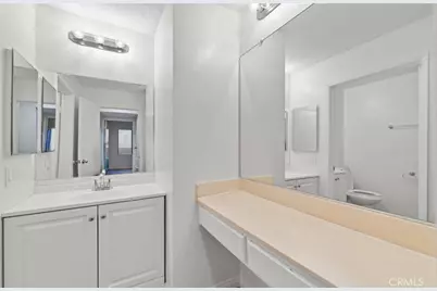 600 W 3rd Street #B107, Santa Ana, CA 92701 - Photo 10