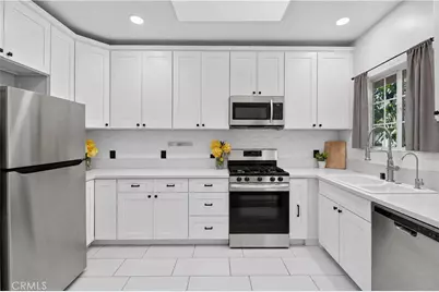 2700 W Olive Avenue, Fullerton, CA 92833 - Photo 8