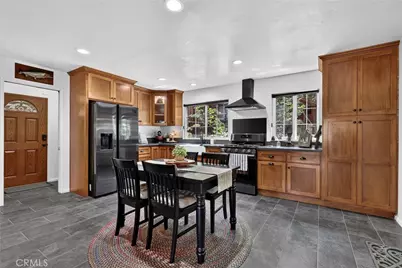 615 Grass Valley Rd, Lake Arrowhead, CA 92352 - Photo 8