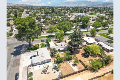1073 Palm, Beaumont, CA 92223 - Photo 30