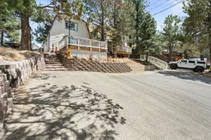 127 Vista, Sugarloaf, CA 92386 - Photo 4