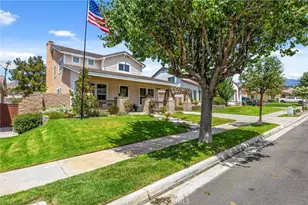 34128 Pinehurst Dr, Yucaipa, CA 92399 - Photo 4
