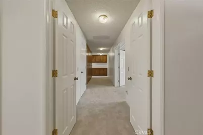 8956 Oak Creek Rd, Cherry Valley, CA 92223 - Photo 32