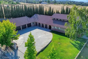8956 Oak Creek Rd, Cherry Valley, CA 92223 - Photo 4