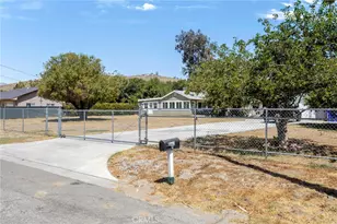 640 W 31st St, San Bernardino, CA 92405 - Photo 1