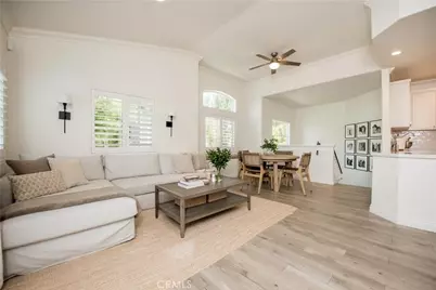 7881 E Horizon View, Anaheim Hills, CA 92808 - Photo 2