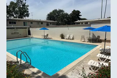 184 N Center Place, Redlands, CA 92373 - Photo 14