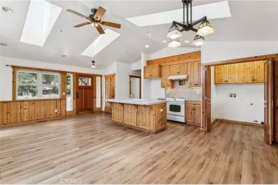 285 Lilac Way, Cedar Glen, CA 92321 - Photo 10