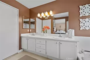 12200 Canyon Hill Ave, Sylmar, CA 91342 - Photo 22