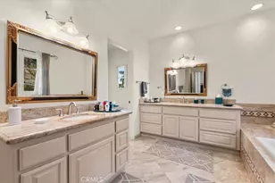 5369 Medina Rd, Woodland Hills, CA 91364 - Photo 36