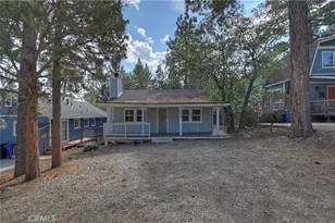 853 Los Angeles, Sugarloaf, CA 92386 - Photo 2