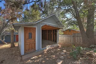853 Los Angeles, Sugarloaf, CA 92386 - Photo 18